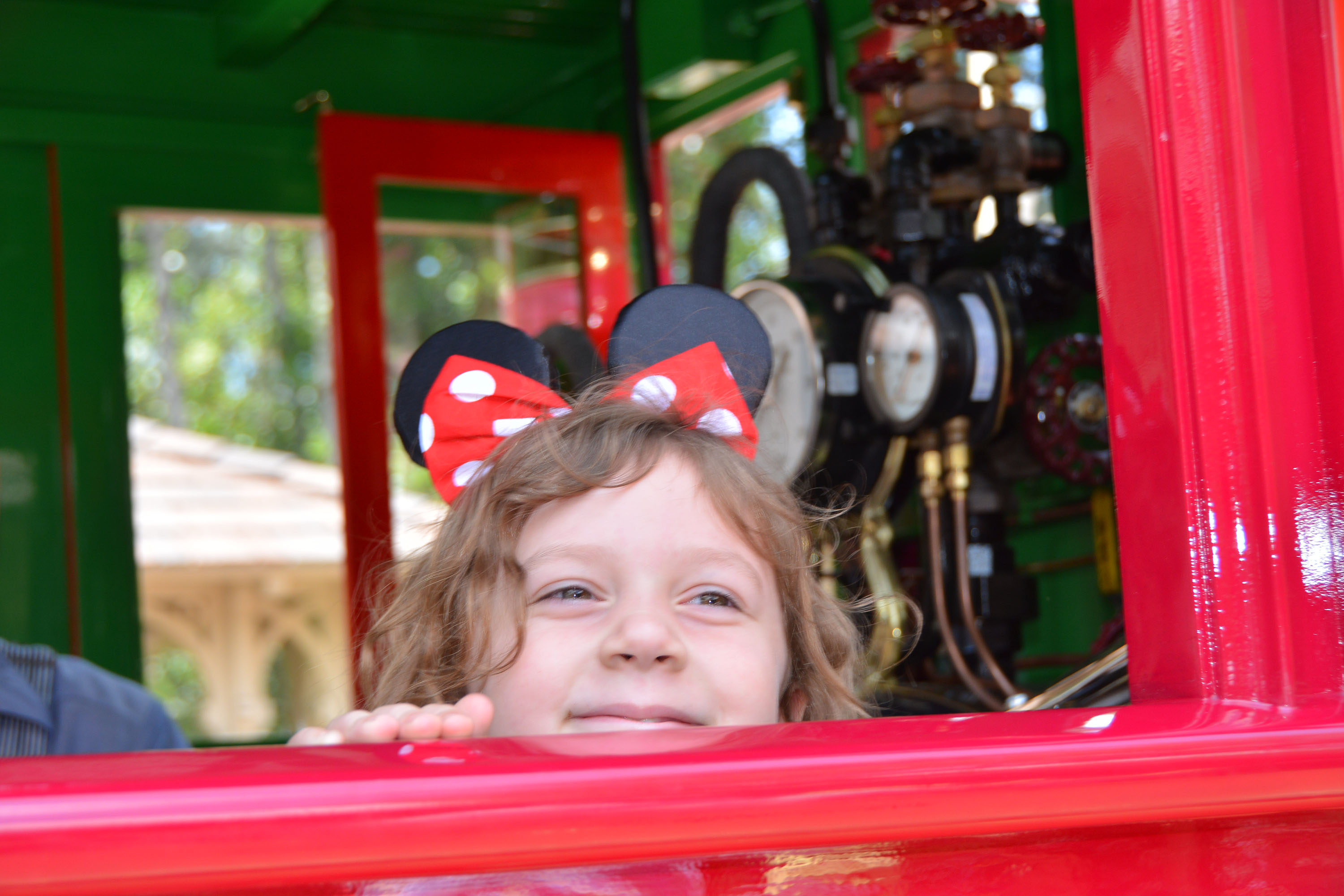 Tips for Visiting Disneyland with a Little Girl